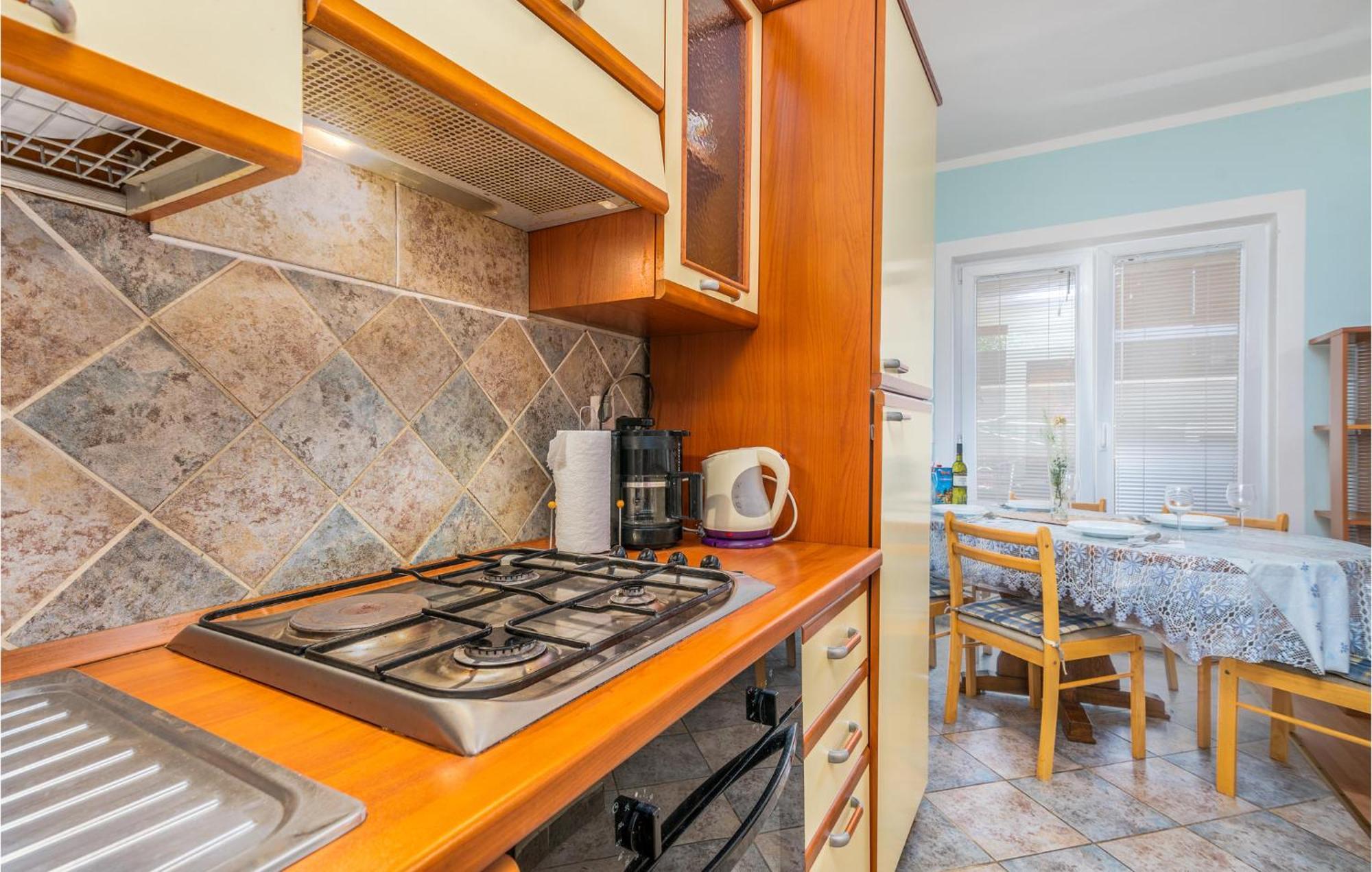 Beautiful Apartment In Pinezici With Wifi المظهر الخارجي الصورة